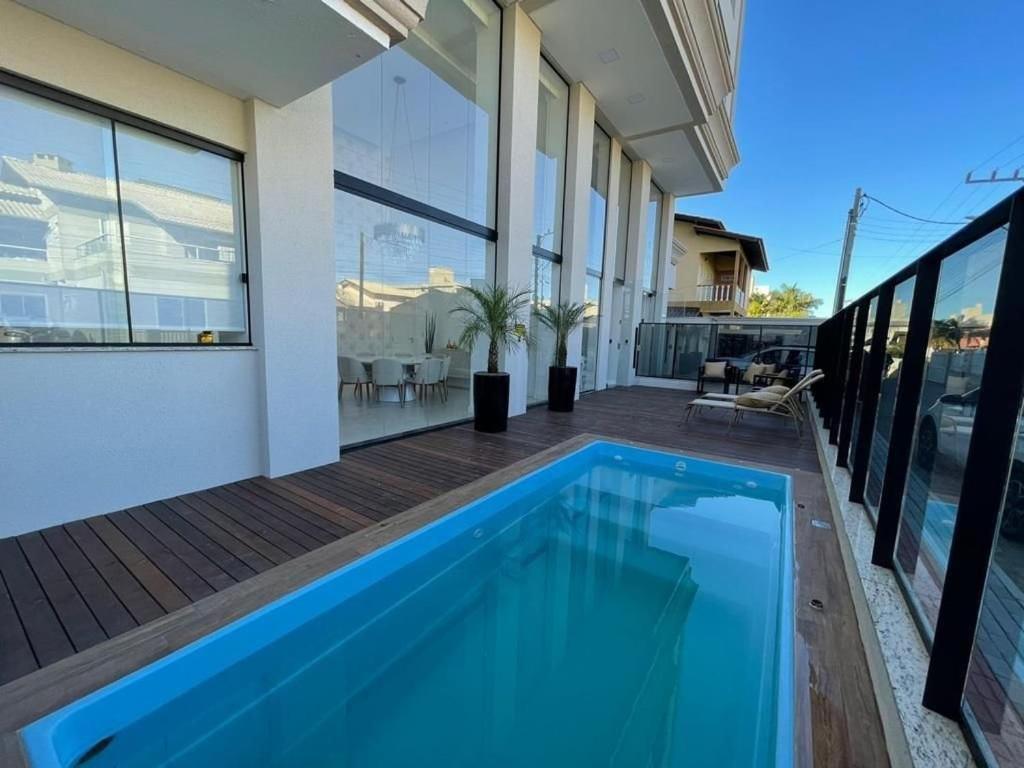 בומבינאס Apto Novo, Com Piscina, 250M Da Praia מראה חיצוני תמונה
